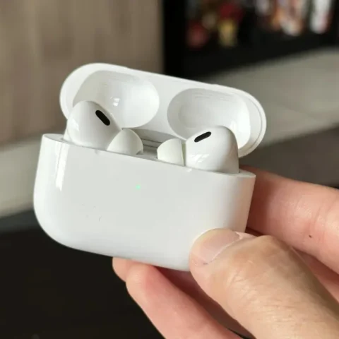 Airpods pro 2 in hand