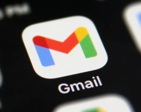 An Android phone displaying Gmail’s Update Shielded Email feature.